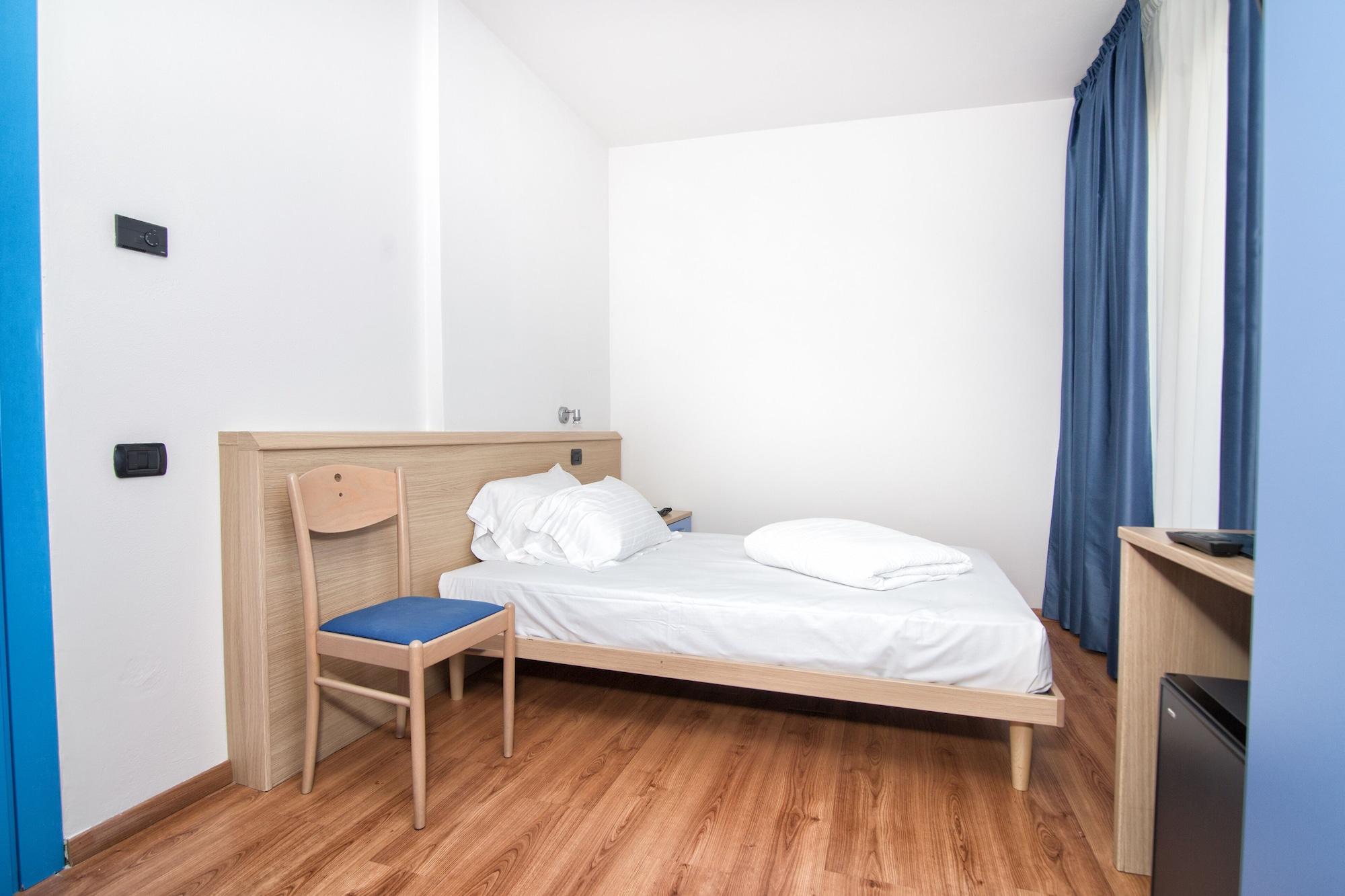 Hi Hotels Riva Del Garda Exterior photo