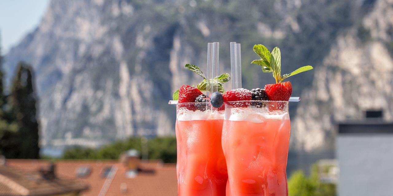 Hi Hotels Riva Del Garda Exterior photo